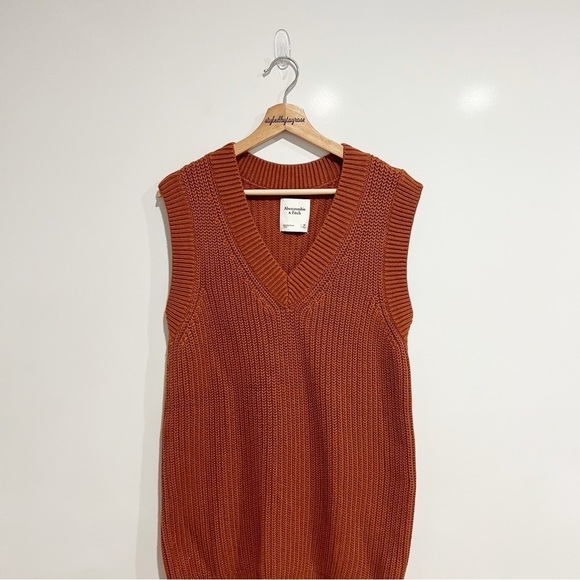 Abercrombie & Fitch Sweater Vest Mini Dress in burnt orange - Picture 8 of 8